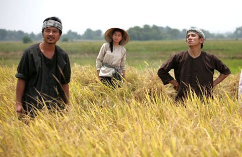 Phim Việt bỏ nhà lầu, xe hơi về đồng quê