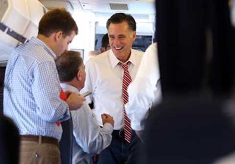 Romney cười sung sướng sau vòng đầu tranh luận