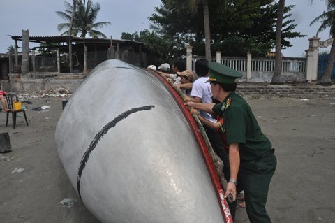 Ráo riết ứng phó bão số 7 gần bờ