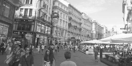 Bận lòng ở trời Tây: Sướng nhất là giao thông