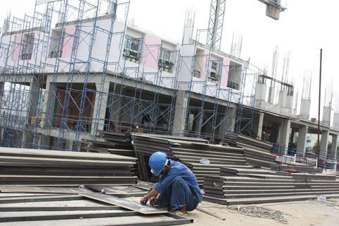 Bất động sản ‘loạn’ tranh chấp, kiện cáo