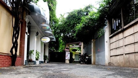 Cà phê hẻm Trịnh không... nhiều thứ