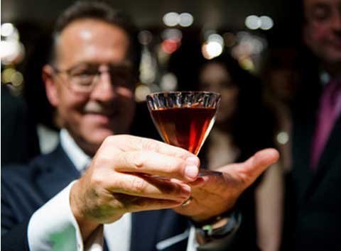 Ly cocktail giá hơn 180 triệu đồng có gì đặc biệt