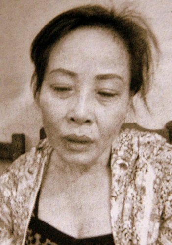 'Nữ quái' hối lộ 10 bánh heroin bất thành