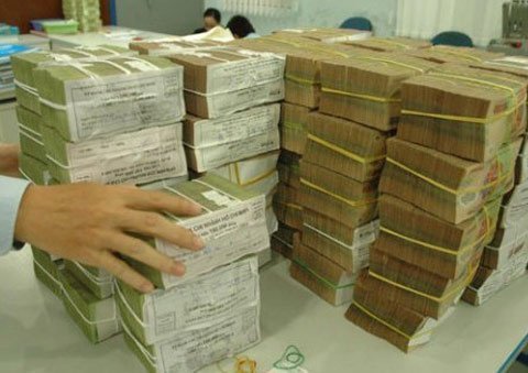 Định giá hớ, ngân hàng ôm nợ xấu