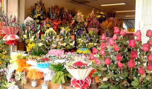 Hà Nội: Ngập khuyến mãi 'ngày của chị em'