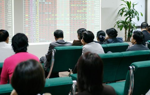 'CTCK mất an toàn tài chính: Xử nhiều 'trọng án'