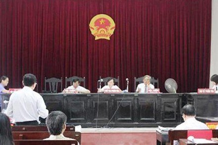 DN kiện chủ tịch Thanh Hóa: Bác bỏ nhưng hỗ trợ 1,4 tỷ