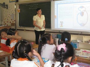 Tiếp sức cho ai?