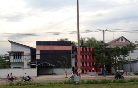 Truy xét 2 vụ hỗn chiến làm 9 người bị thương