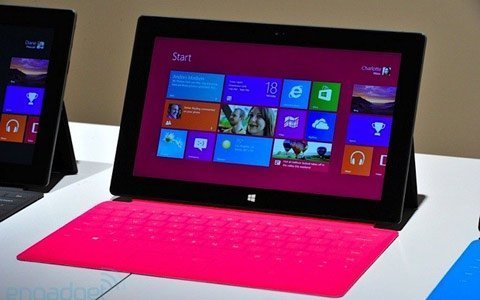 Bill Gates: Surface là một tablet “tuyệt vời khó tin”