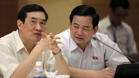 Tiêu xài dàn trải, lấy gì tăng lương?