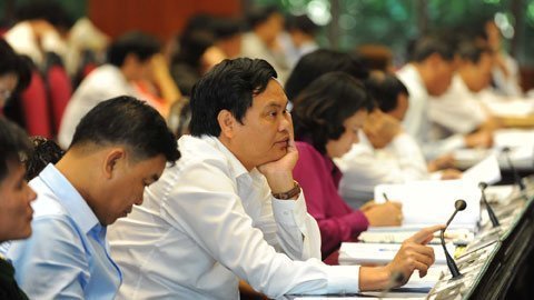 Dự trữ quốc gia có nên bằng vàng, ngoại tệ?