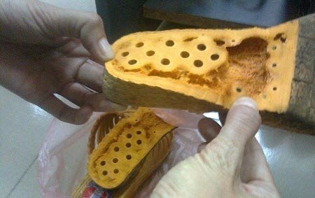 Dép nhựa cũng từng bị nghi độn 