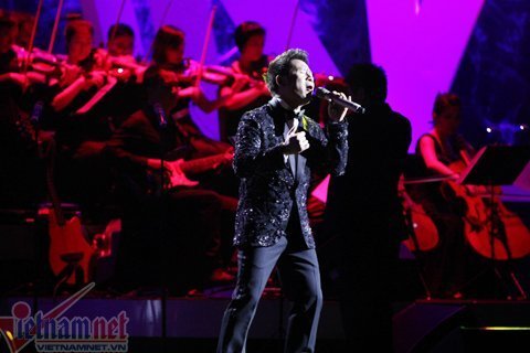Bằng Kiều ra đi bằng nụ cười, trở về bằng nước mắt