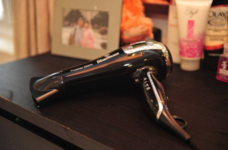 5 điều nên biết khi sử dụng máy sấy tóc