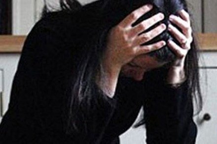 Chồng ngoại tình, vợ nằng nặc đòi nằm viện tâm thần