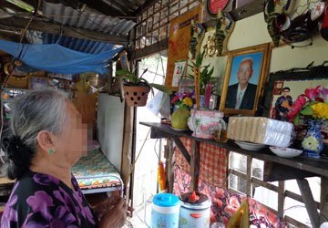 Mẹ 78 tuổi bị con đuổi ra đường
