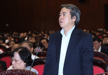 Thống đốc NHNN: Không bắt buộc đổi sang vàng SJC