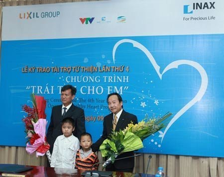 4 năm liên tiếp là “Mạnh Thường Quân” của trẻ nghèo