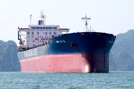 Con tàu 'ma' của Vinashin trên biển Quảng Ninh