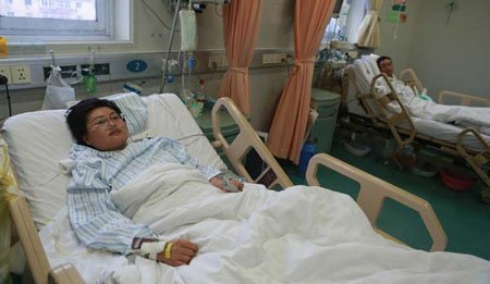 Tái hôn để cứu chồng cũ