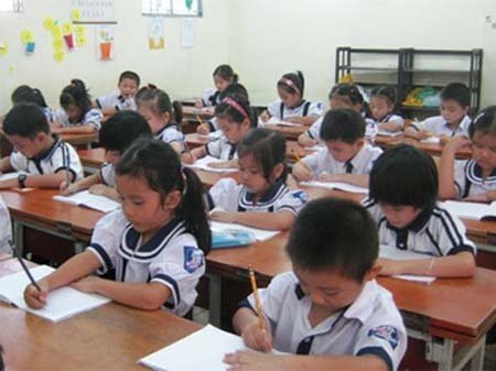 Nhiều kẽ hở trong quy định cấm dạy thêm