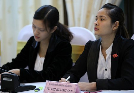 Đề xuất áp thuế TNCN ngay đầu 2013