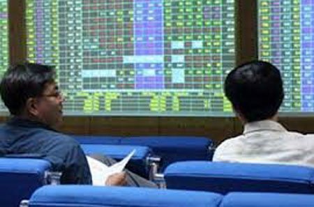 Sợ bị thâu tóm, DN không dám lên sàn CK