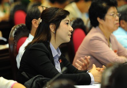 Dân muốn biết đích danh ai trục lợi từ đất