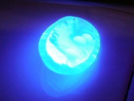 Dịch lỏng trong áo ngực Trung Quốc có chất độc