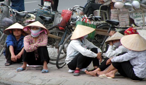 Cuối năm, chợ lao động èo uột khách