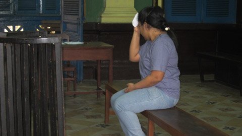 Một phụ nữ Thái Lan xách 6kg ma túy vào VN