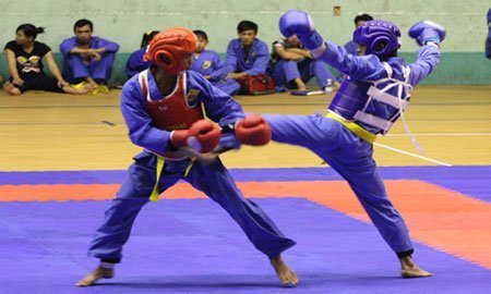 Thuần phục học sinh “bất trị” bằng võ đạo