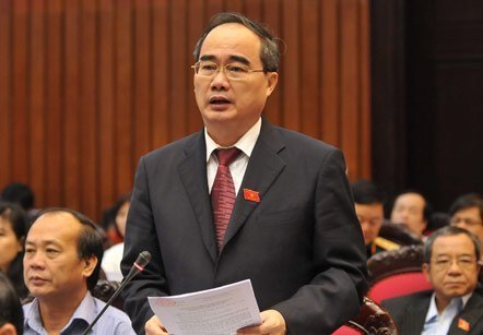 Phó Thủ tướng: Hỏi rõ nguồn gốc gà rồi mới ăn