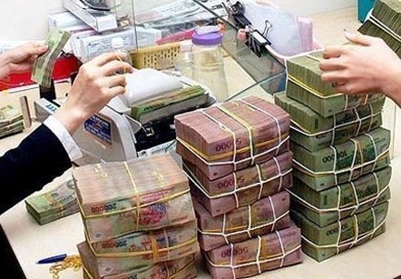 Lãi suất huy động giảm 0,5-1%/năm