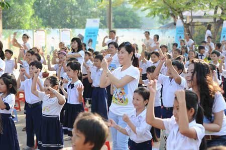 Philips Việt Nam và sáng kiến thắp sáng tương lai