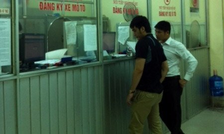 Một ngày ở phòng đăng ký 