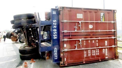 Chi gần 2 tỷ đồng giám sát khúc cua tử thần
