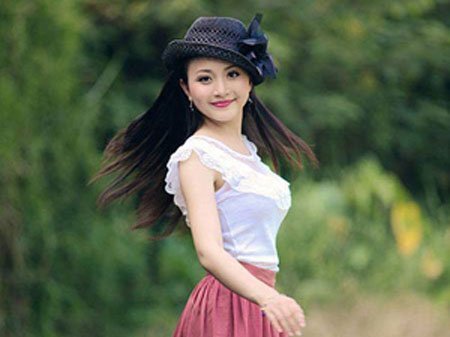 Những hoa khôi xinh đẹp trở thành cô giáo