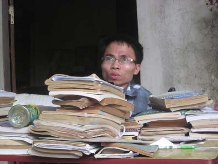 'Người thầy tí hon' viết lên những giấc mơ