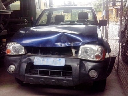 Giang hồ đập phá xe cảnh sát