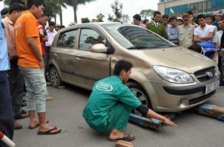 Thời sự trong ngày: Em gái tông anh trai