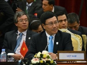 Các bộ trưởng ASEAN nhất trí sớm xây dựng COC