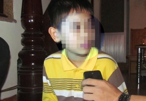Cháu bé hoảng sợ kể lại cuộc bắt cóc trong đêm