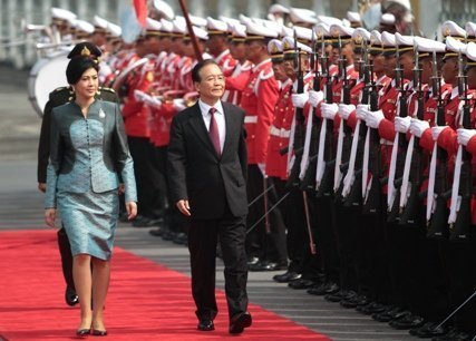 Ông Ôn Gia Bảo nói Thái Lan, Trung Quốc là 'một nhà'