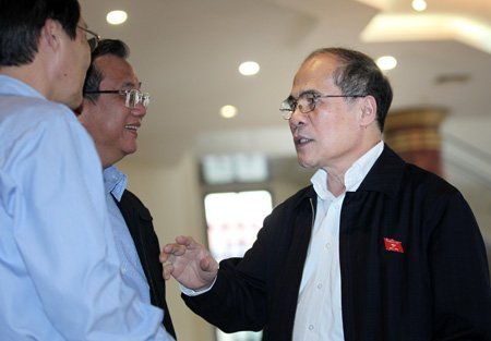 Cuộc chiến chống tham nhũng còn lâu dài