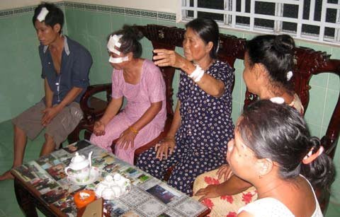 Kẻ điên cuồng phóng hỏa, chém người hàng loạt