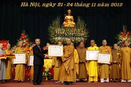 1180 chức sắc Phật giáo được tấn phong giáo phẩm