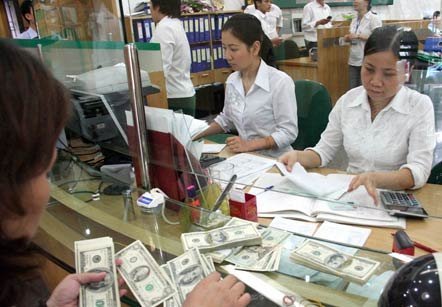 Tái cơ cấu ngân hàng 'vướng' vì cổ đông chống đối